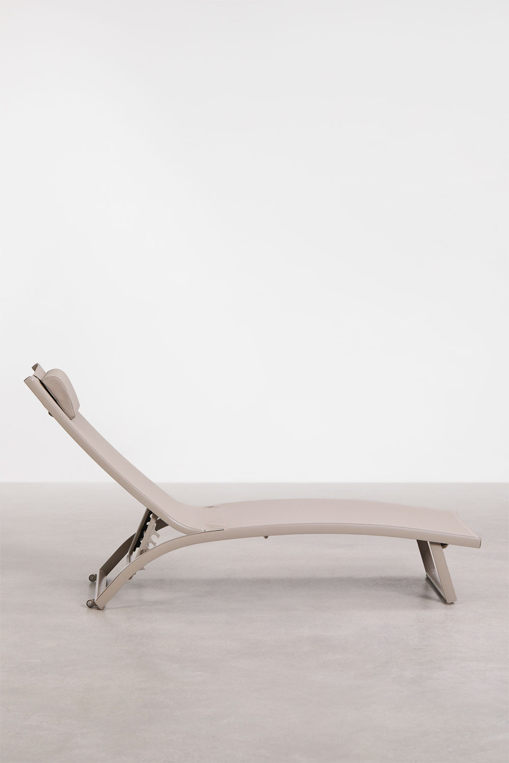 Aluminium outdoor sun lounger METRO, folding, mocha brown