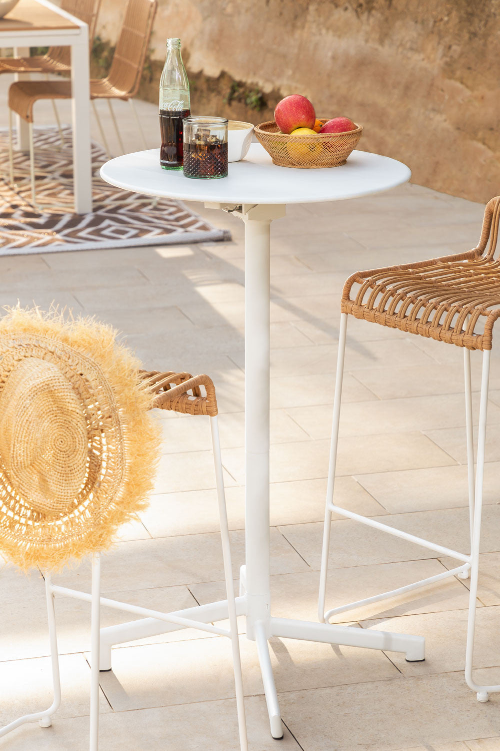 Round bar table ALTO, white