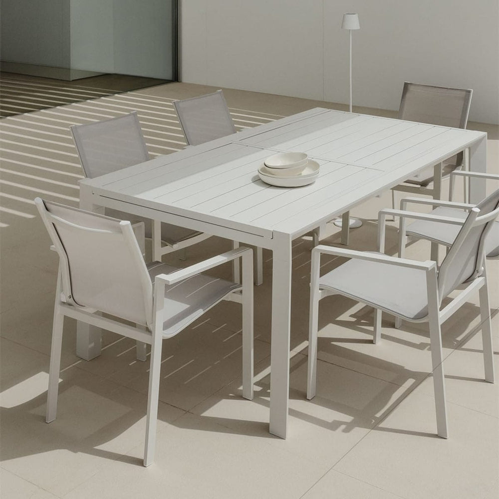 STARMI outdoor table, extendable, white