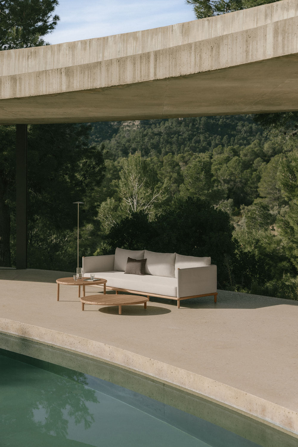 AKORAS set, sofa and tables, light acacia brown