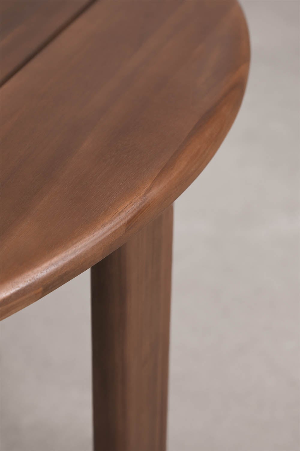 Outdoor round table ULENO, acacia wood, dark acacia