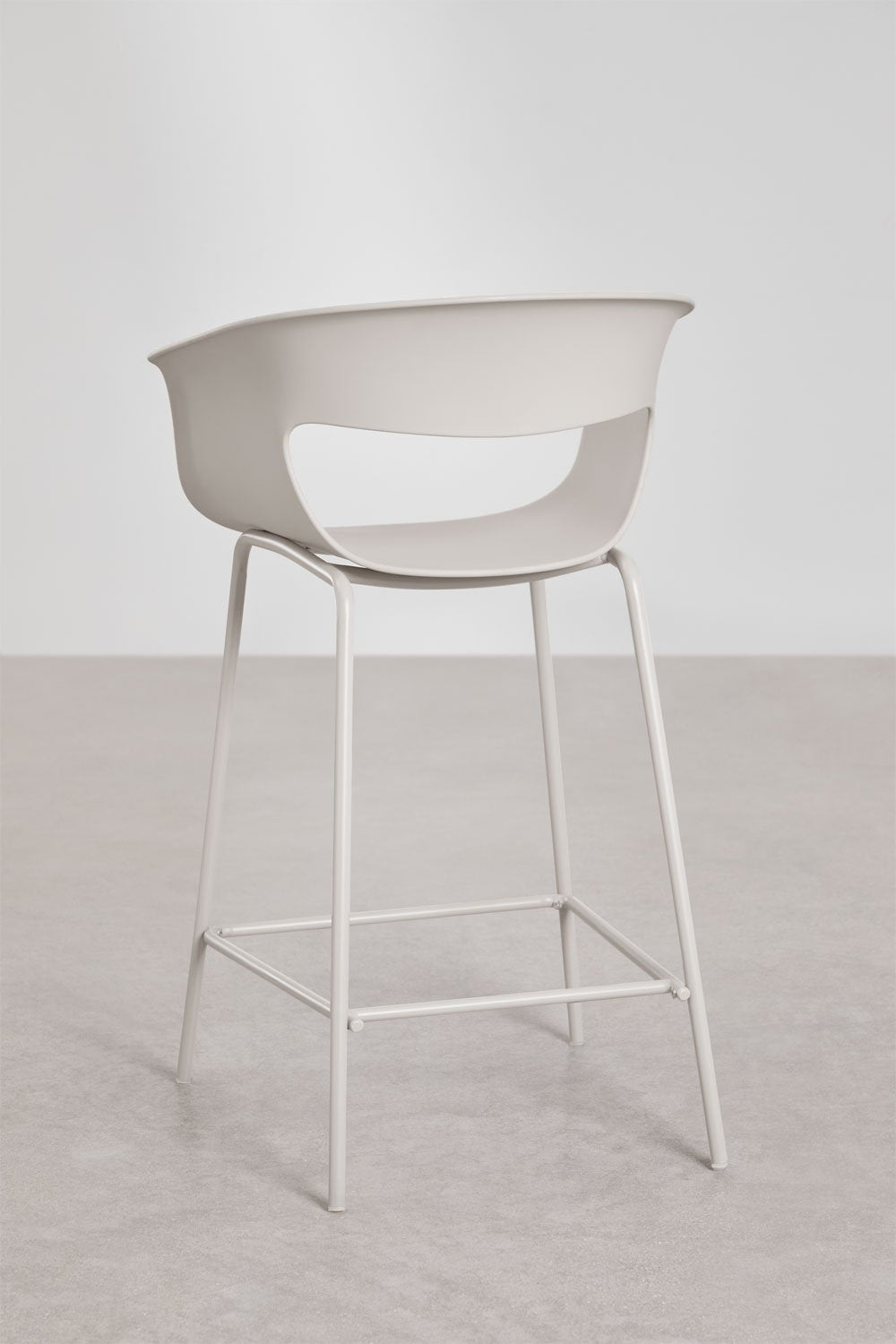 Baro kėdė TARAUNO pritaikyta aukštam virtuvės stalui