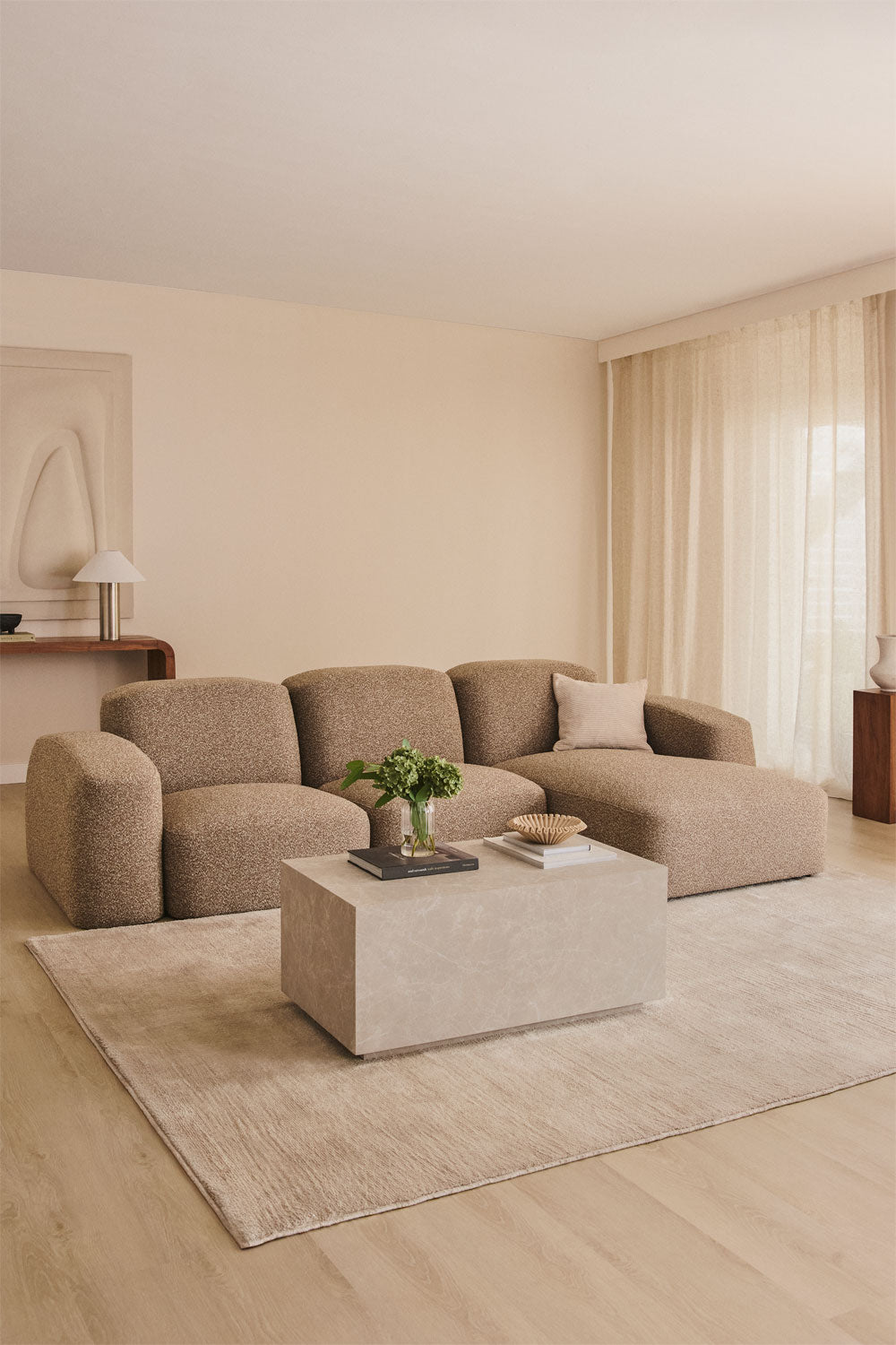 Modulinė sofa BASTIENA, rudos mokos boucle, 4 dalys su kairiuoju gultu