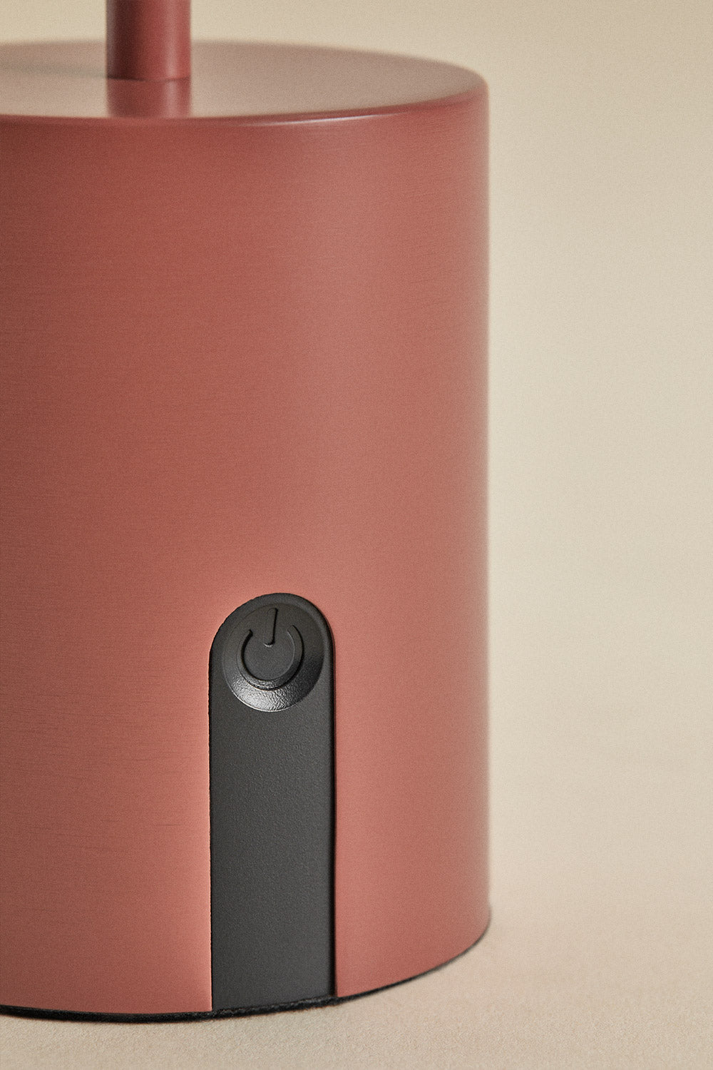 Belaidė lempa ULIJANA – kitu kampu