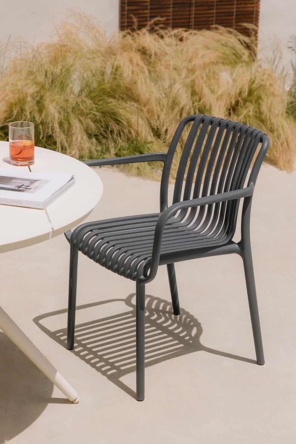 WENDELL Outdoor Chair, with armrests, graphite grey