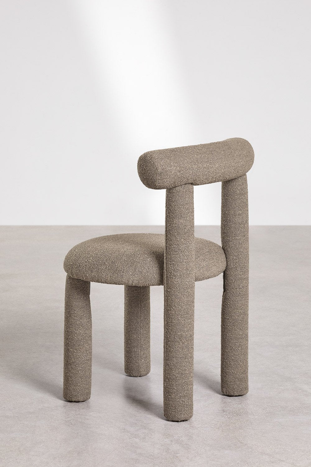 Valgomojo kėdė NOVOORO bouclé su dekoratyvinėmis rankenėlėmis