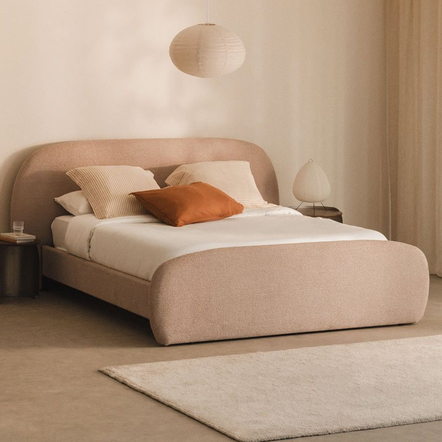 Lova PENEERO, bouclé audinys