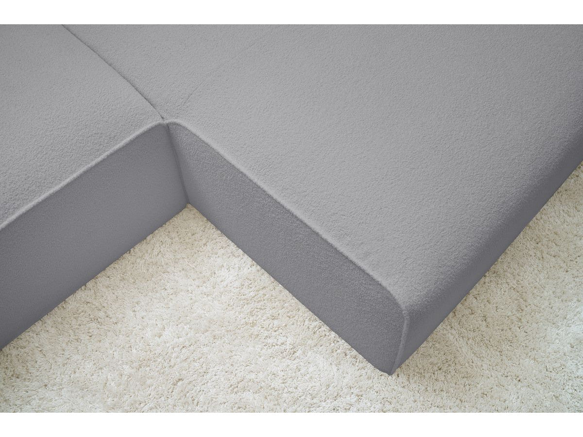 Kampinė sofa MEGEVE, bouclé, šviesiai pilka, jaukiai nuotaikai namuose