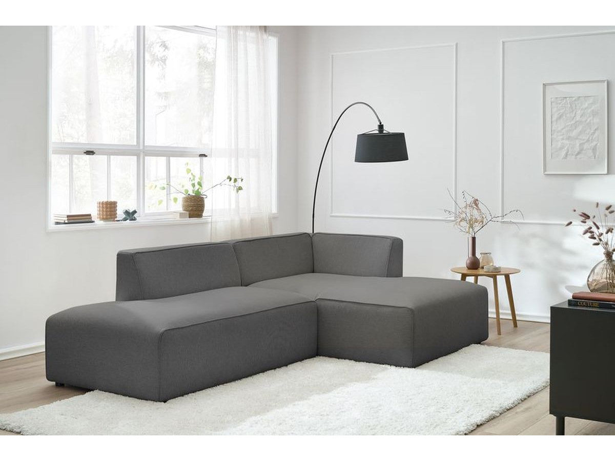 Tamsiai pilka kampinė sofa MEGEVE su melanžinio audinio tekstūra