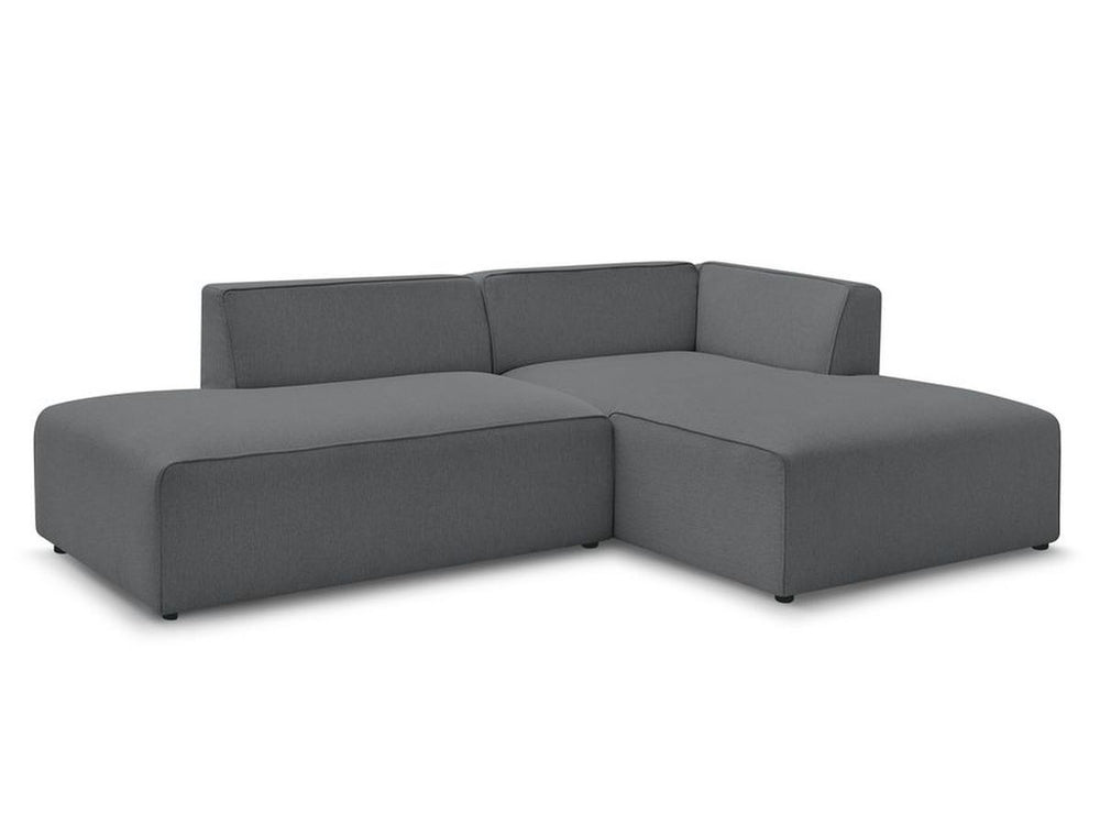 Tamsiai pilka kampinė sofa MEGEVE su dešiniu kampu svetainės interjere