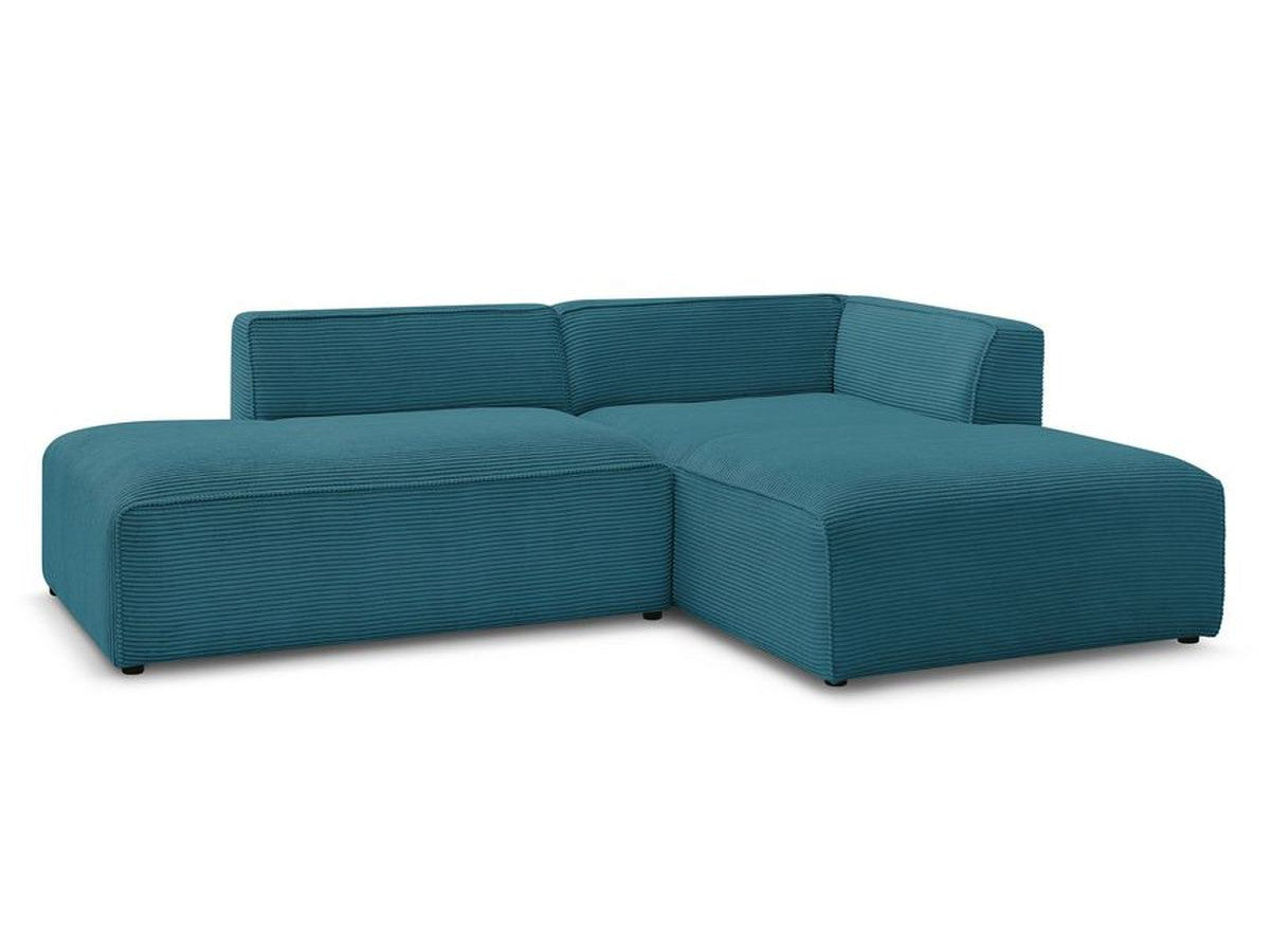 Kampinė sofa MEGEVE veliūrinė tamsiai mėlyna su dešiniu kampu svetainėje