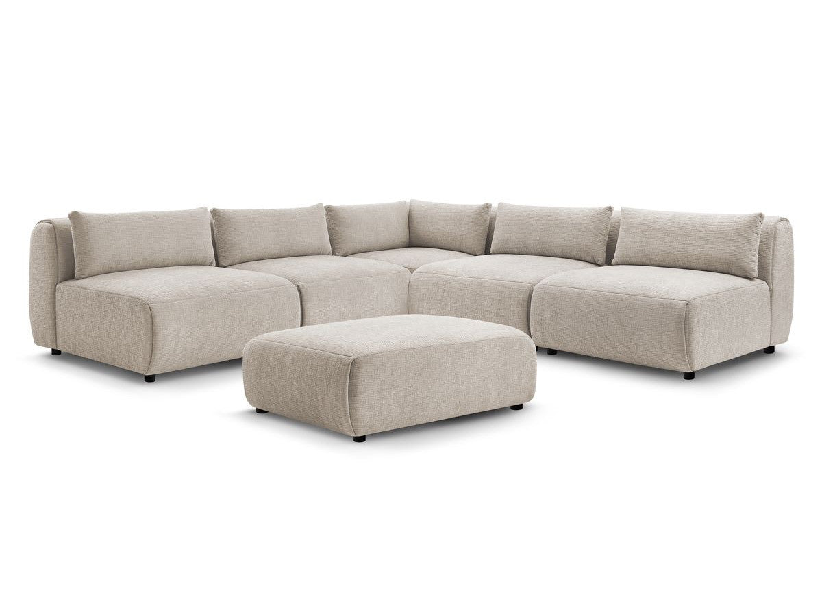 Kampinė sofa JEANNE, 4 moduliai + kampas + pufas, smėlinė su pagalvėlėmis