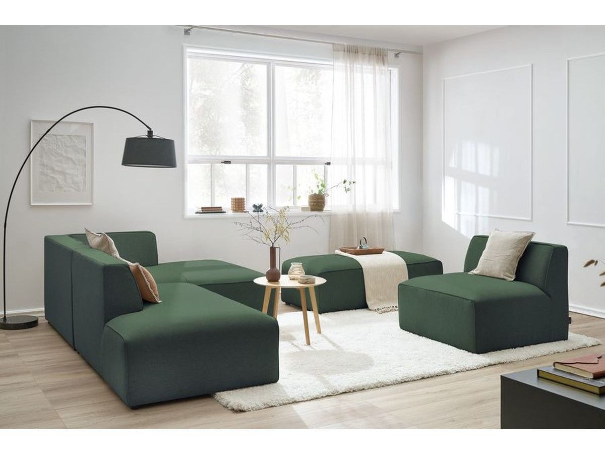 Kampinė modulinė sofa MEGEVE, žalia, su pufu šalia kavos staliuko