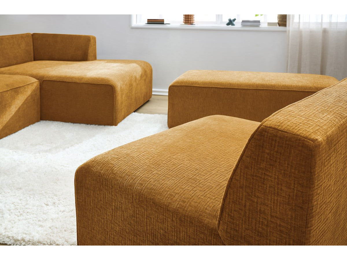 Kampinė modulinė sofa MEGEVE, geltona, su pufu audinio tekstūra