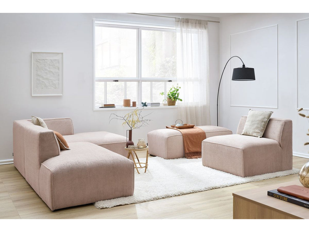 Modulinė kampinė sofa MEGEVE su pufu rumbuoto veliūro tekstūra stambiu planu