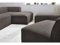 Modulinė kampinė sofa MEGEVE su pufu elegantiškoje namų aplinkoje