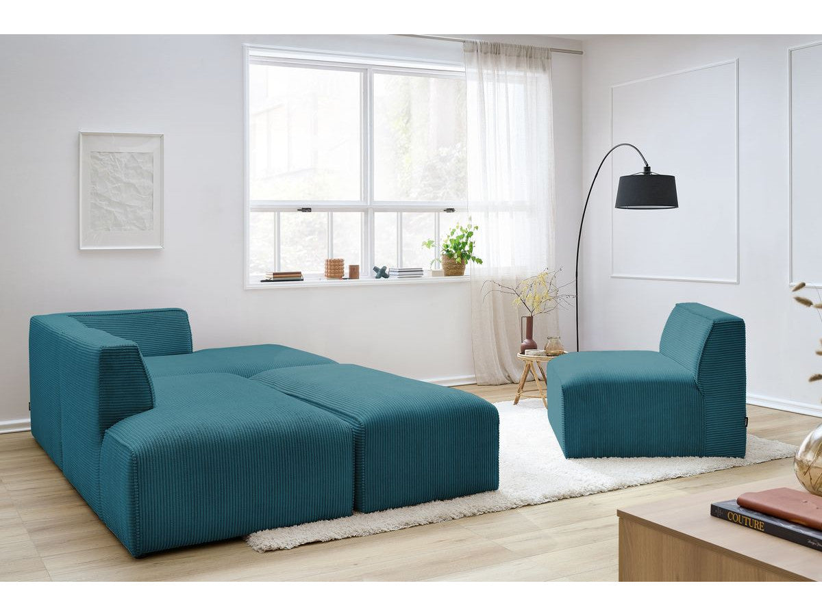 Modulinė kampinė sofa MEGEVE tamsiai mėlyna pufas kaip pakojis patogiam atsipalaidavimui