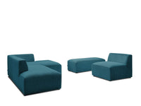 Modulinė kampinė sofa MEGEVE šviesiai mėlyna, erdvi poilsio zona šeimai svetainėje