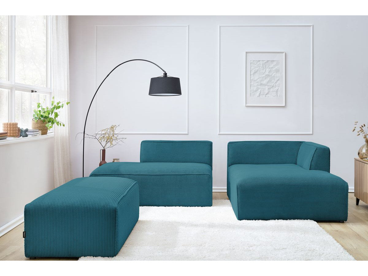Kampinė sofa MEGEVE su pufu, tamsiai mėlyna, jaukiam kasdieniam poilsiui