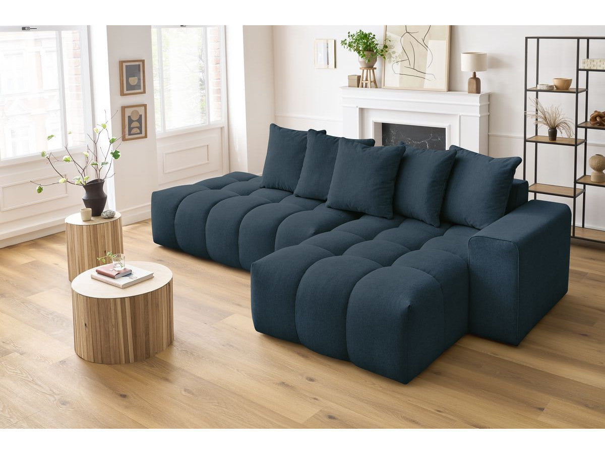 Kampinė sofa MONT-BLANC, tamsiai mėlyna svetainės interjere