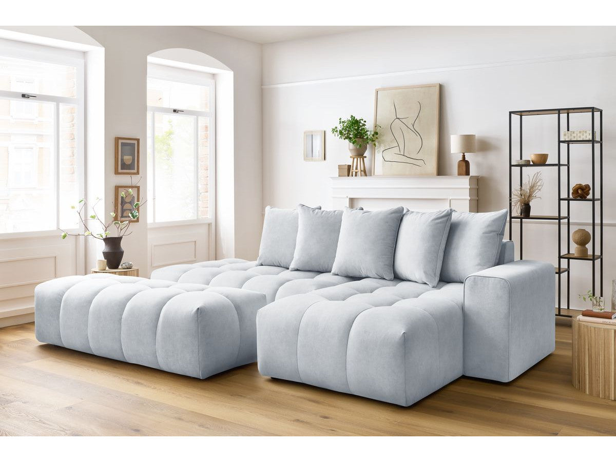 Kampinė sofa MONT-BLANC su pufu, veliūras, šviesiai pilka vaizdas iš priekio