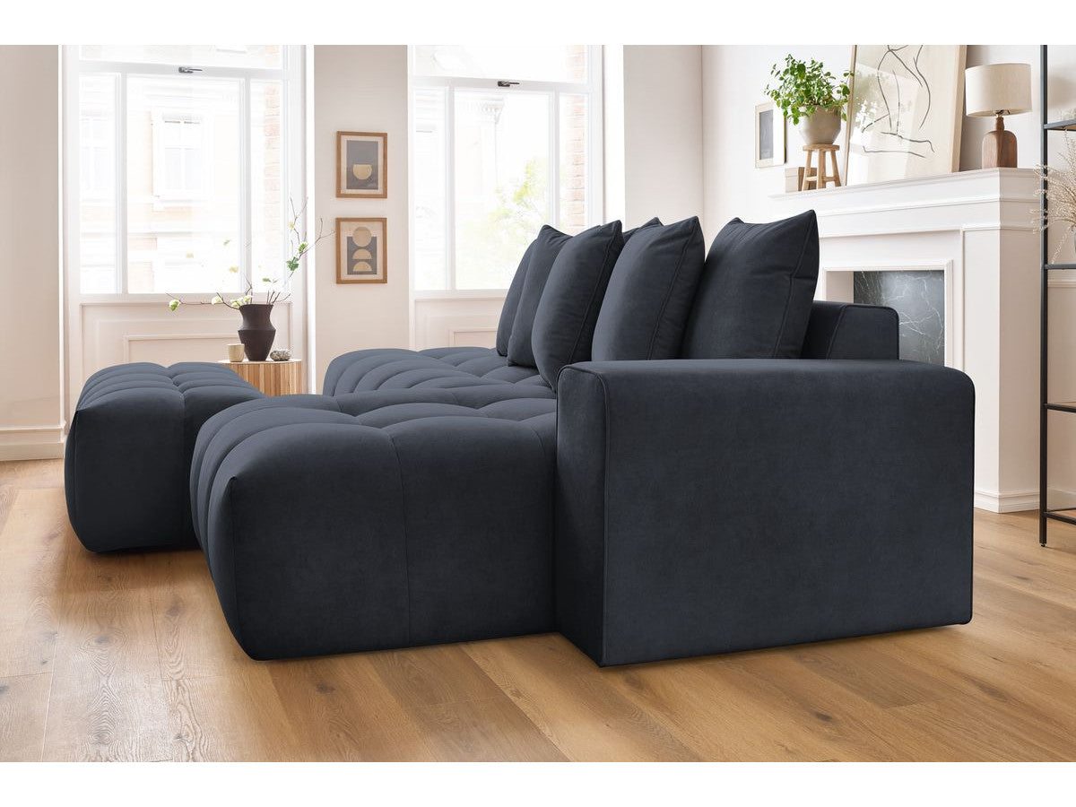 Kampinė sofa MONT-BLANC su pufu, veliūras, tamsiai mėlyna moderniame interjere