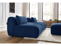 Sofa JEANNE, 3 vietų su pufu, tamsiai mėlyna svetainės interjere