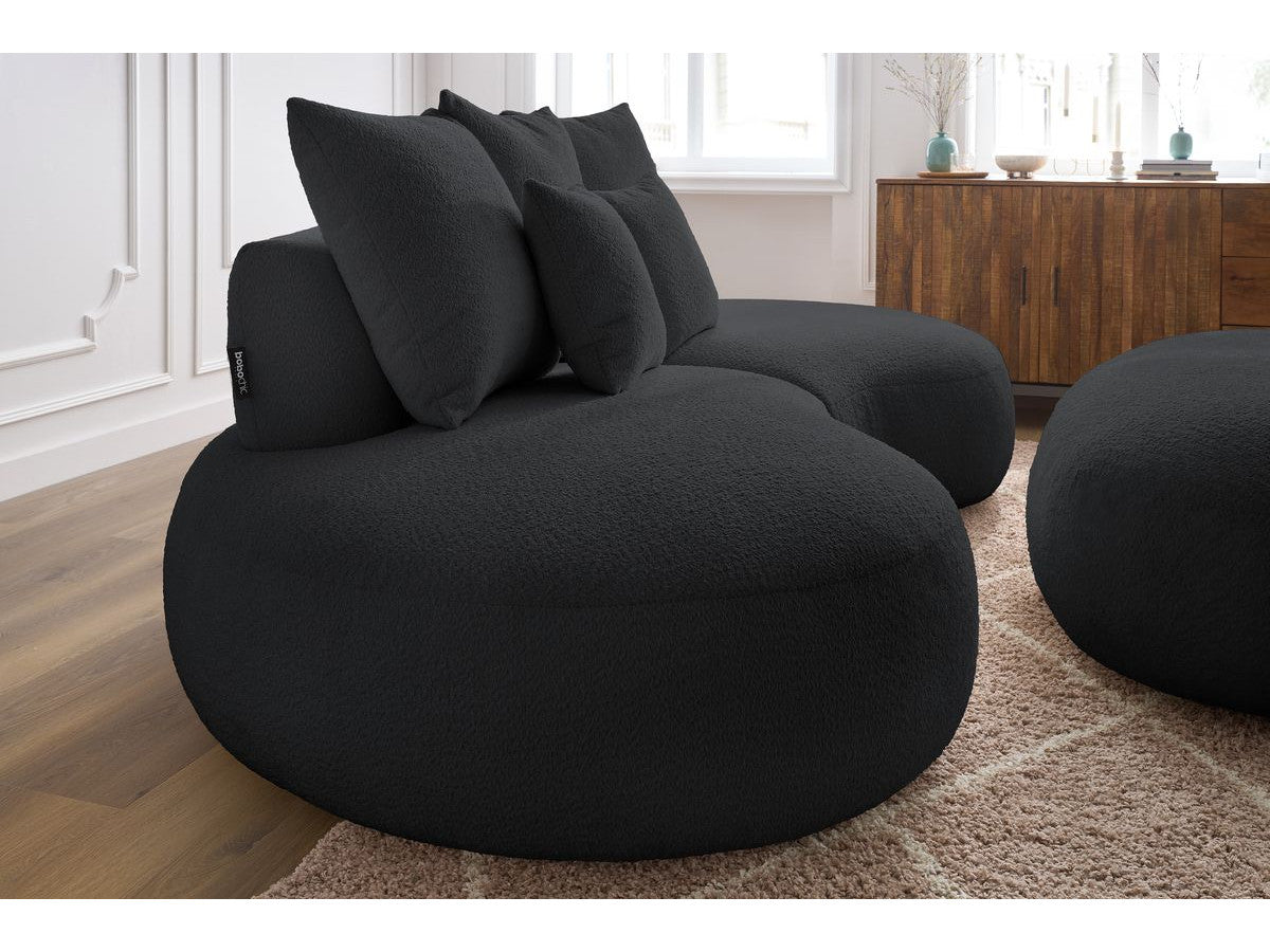 Sofa 3 vietų SAINT-GERMAIN su pufu, bouclé, tamsiai pilka svetainės interjere