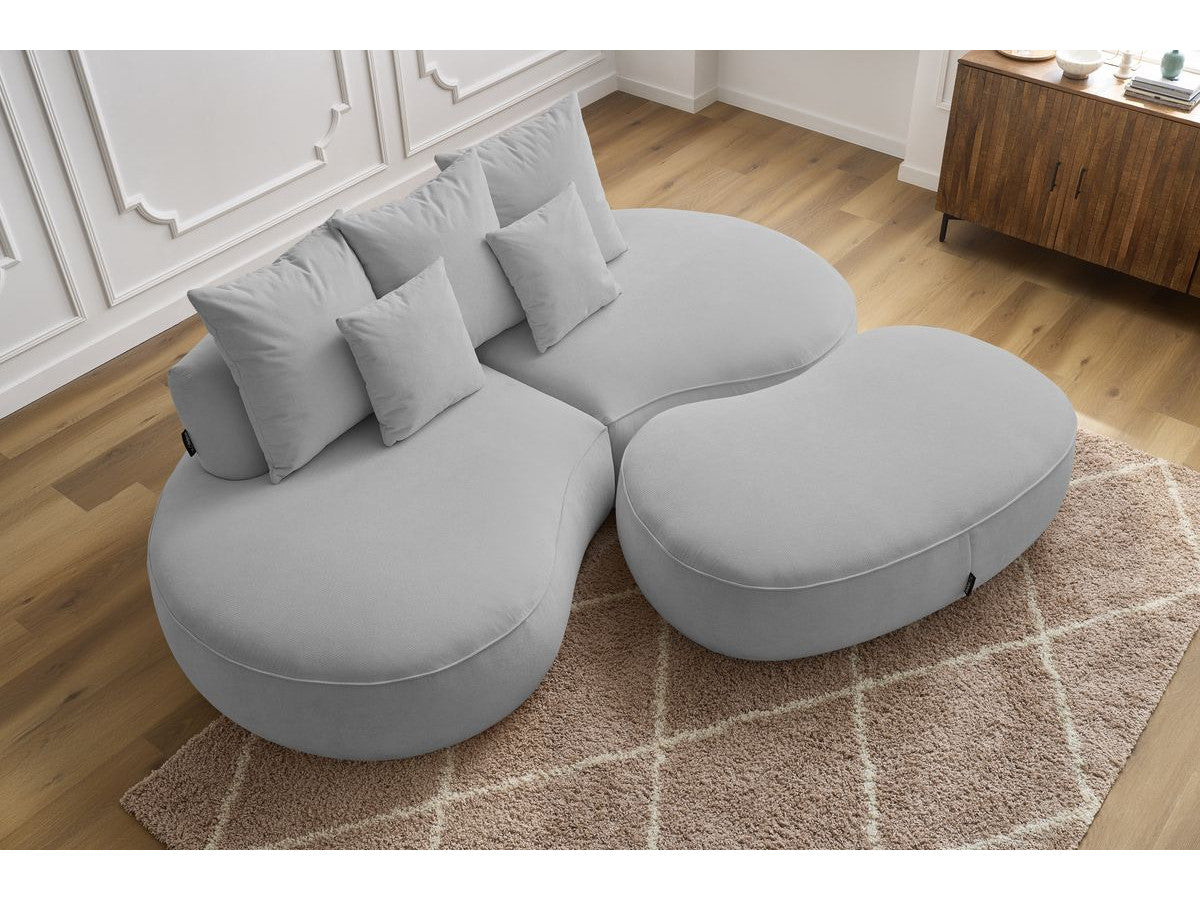 Sofa 3 vietų SAINT-GERMAIN su pufu, šviesiai pilka šalia kavos staliuko