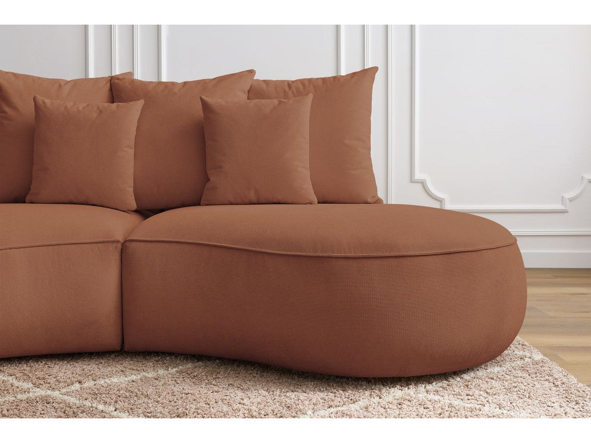 Sofa 3 vietų SAINT-GERMAIN, oranžinė šalia kavos staliuko