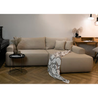 Kampinė sofa CORMAC, smėlinė, dešinė veliūro – naudojimo pavyzdys