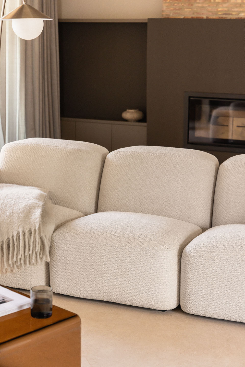 Modulinė sofa VERMONTA su pufu, kreminis šenilas, 315 cm