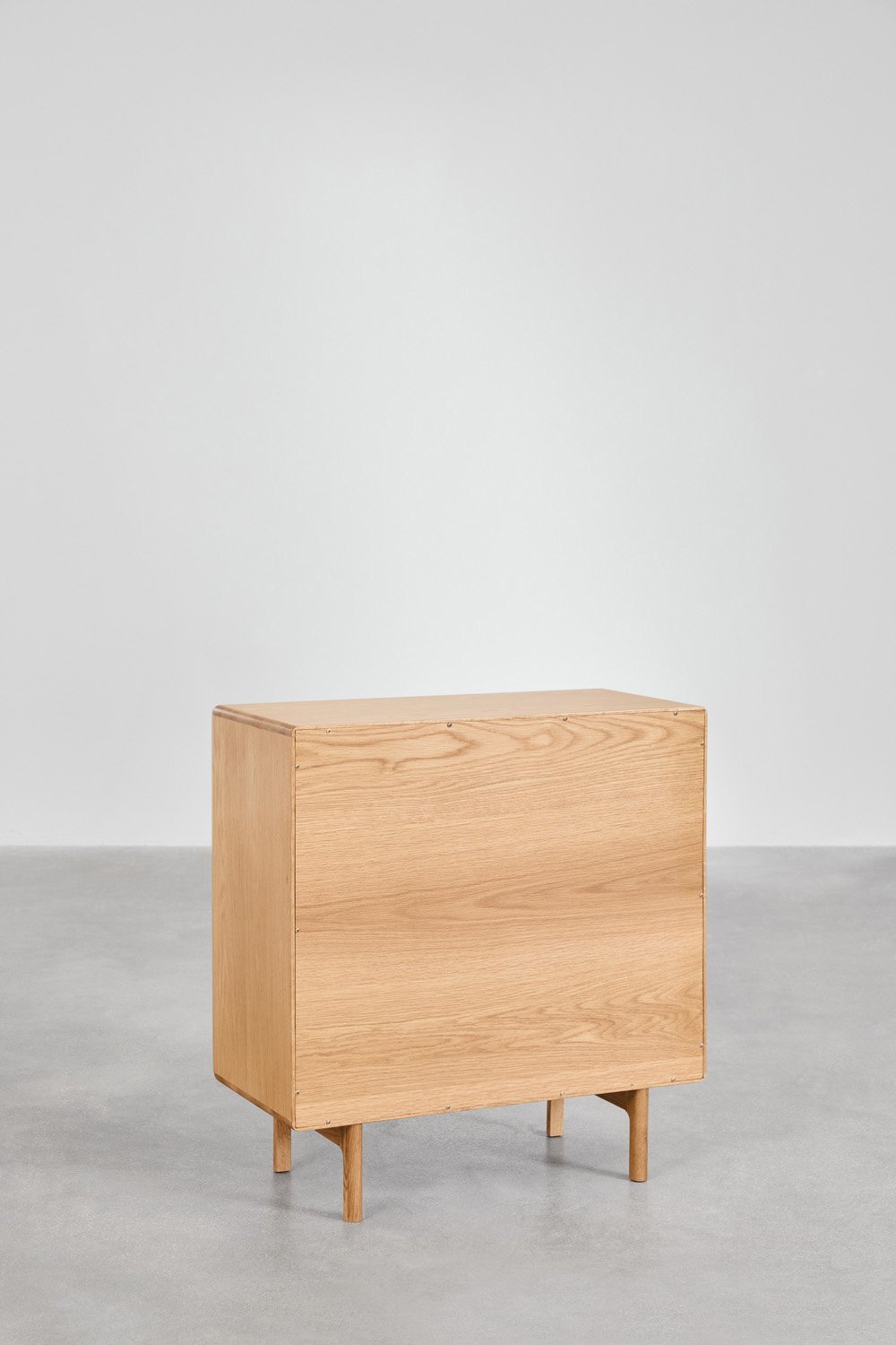 Elegantiška komoda FENUORA su 3 stalčiais ir soft close mechanizmu