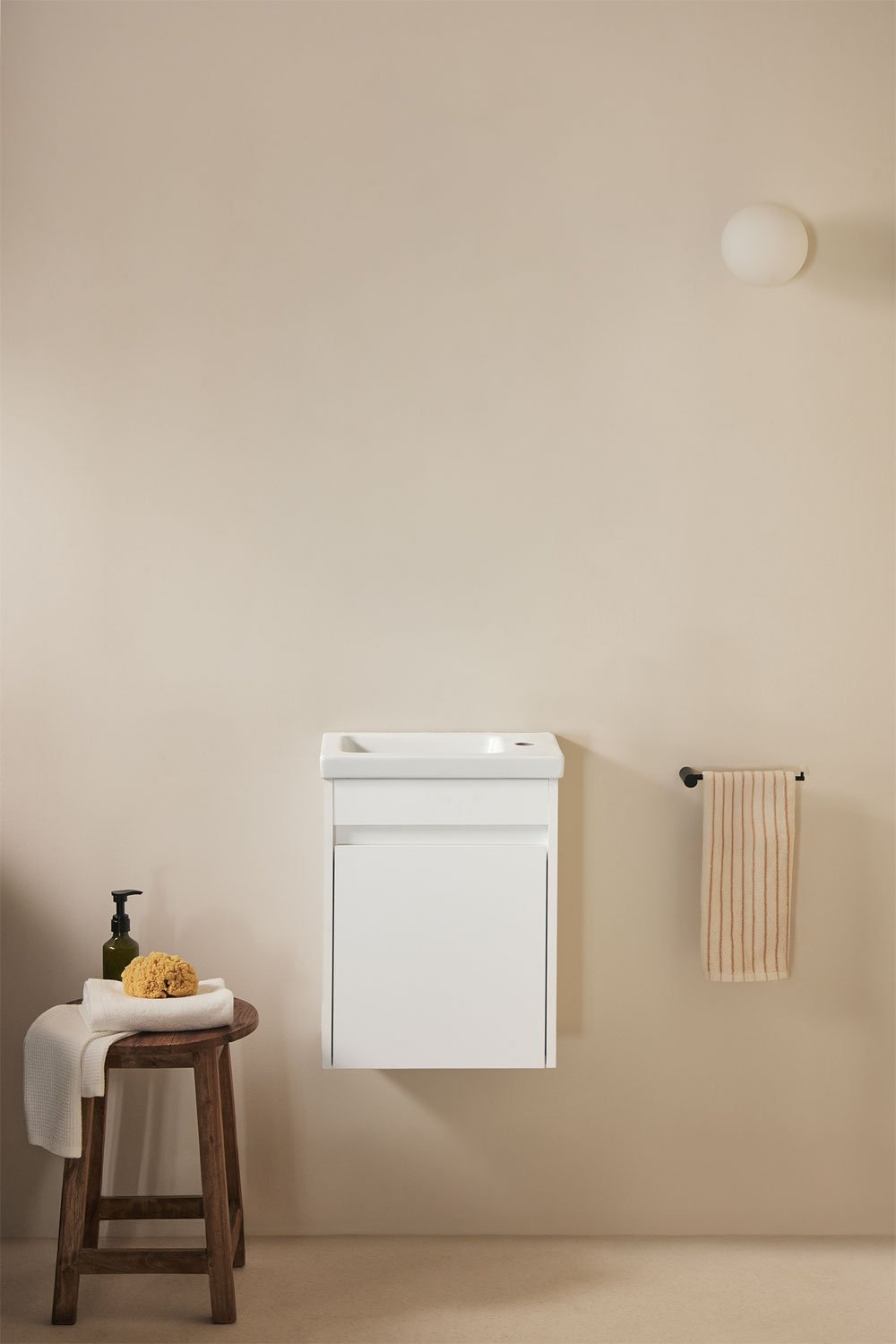 Vonios baldų komplektas VALUORA pakabinamas vonios komplektas su praustuvu