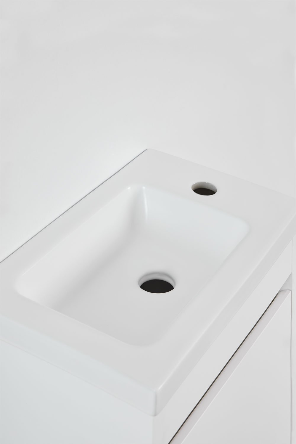 Vonios baldų komplektas VALUORA spintelės fasadų detalė