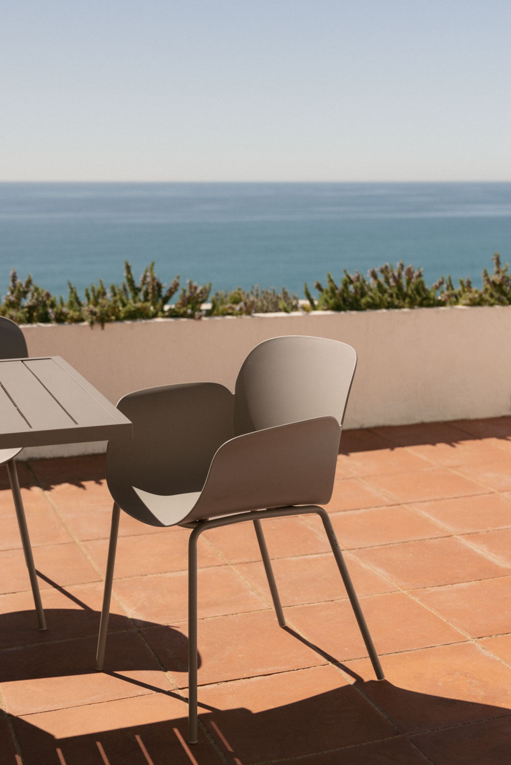 Outdoor chair BOKA, mocha brown