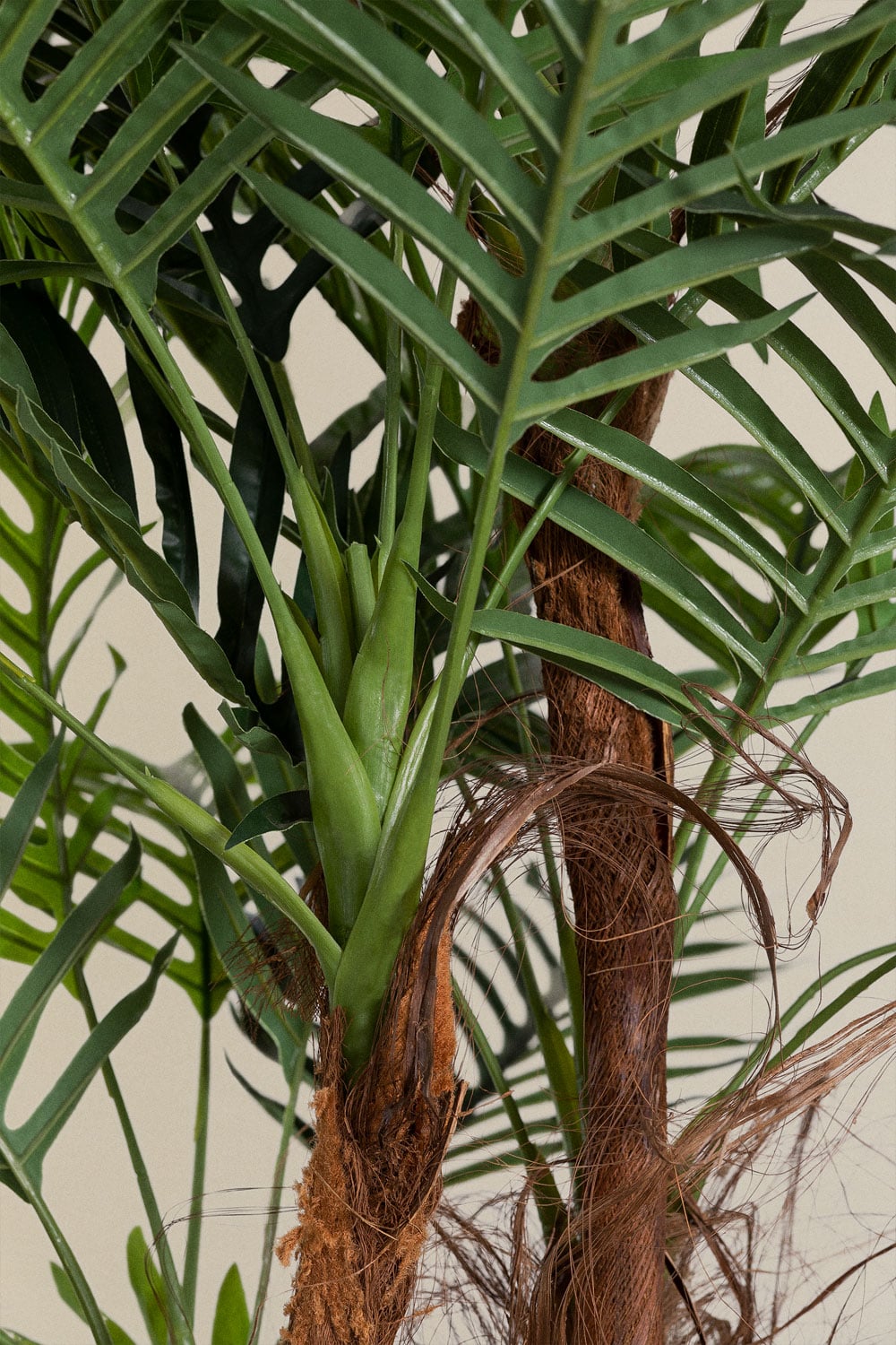 Dirbtinė palmė PALMERA kabinamos dalies detalė
