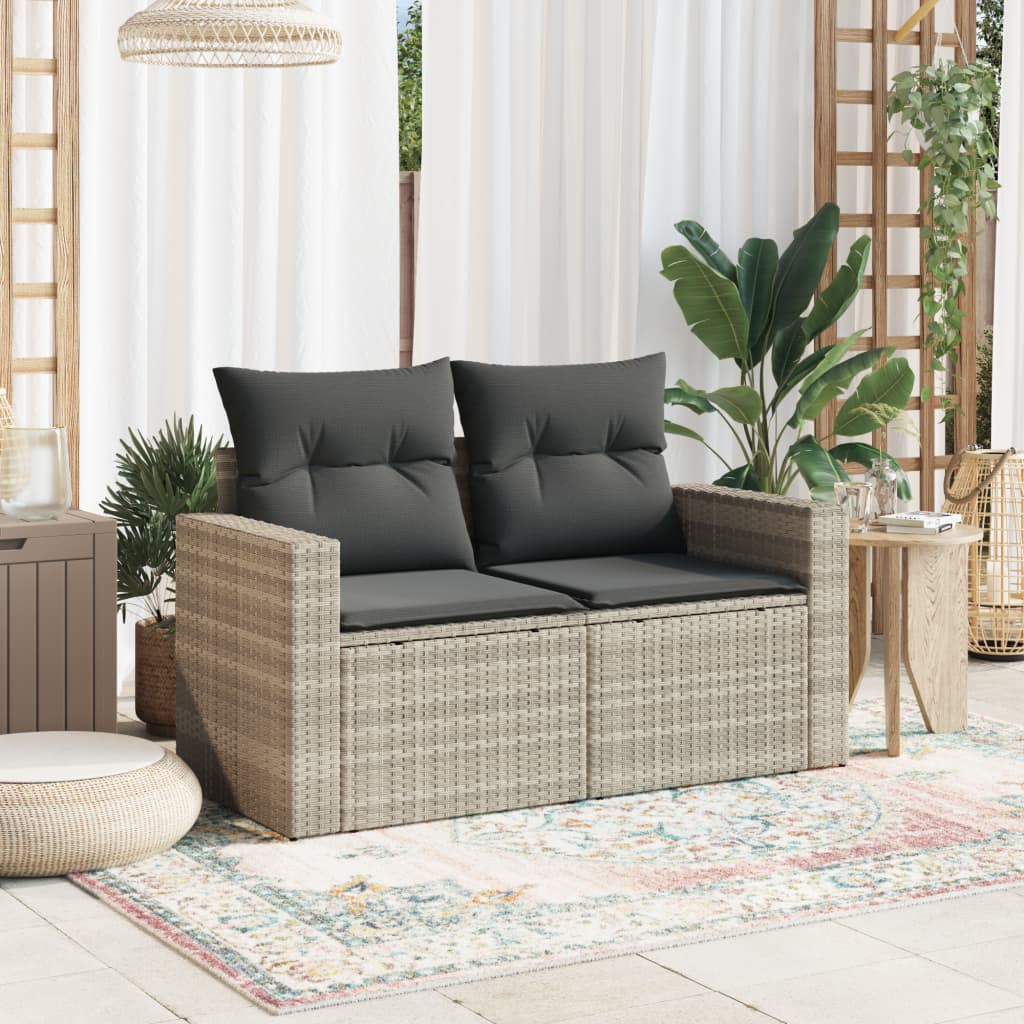 Dvivietė sodo sofa su pagalvėlėmis, šviesiai pilka, poliratanas - Namų Idėja