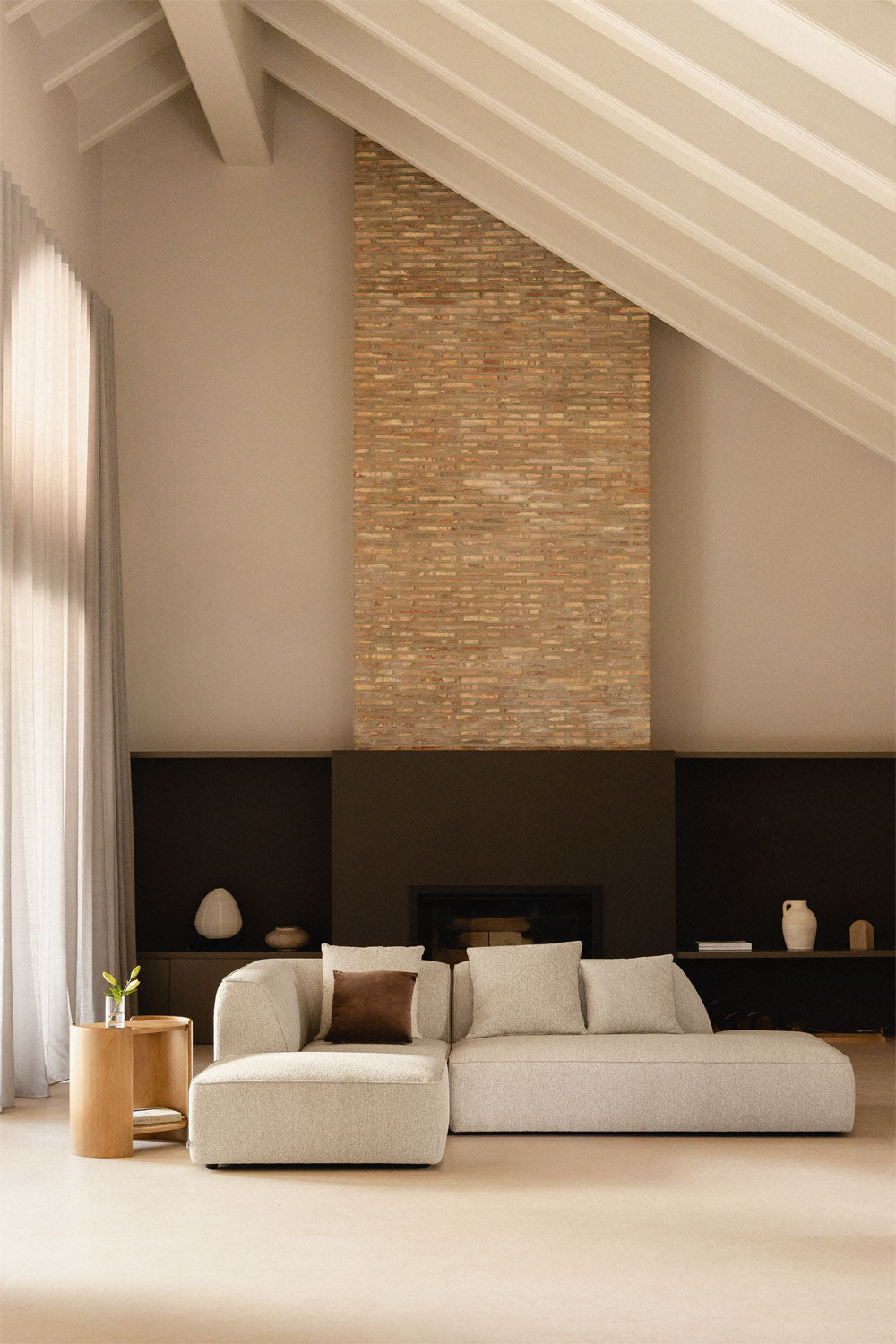 Modulinė kampinė sofa KARDENA su dešiniuoju gultu ir pufu, kreminis boucle