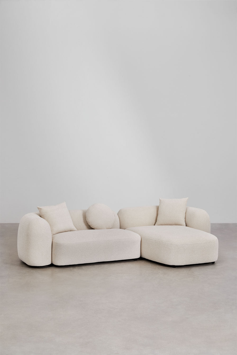 Modulinė sofa KOKONA su dešiniuoju gultu – artimas planas