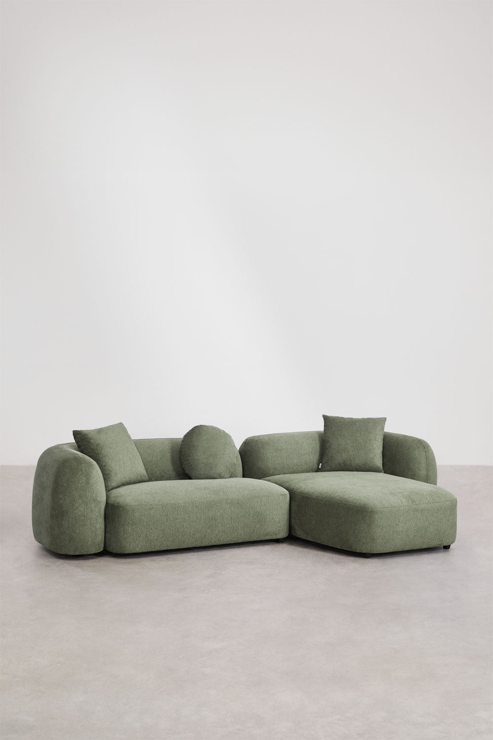 Modulinė sofa KOKONA su dešiniuoju gultu – artimas planas