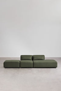 Sofa FOGLERA su pufu – artimas planas