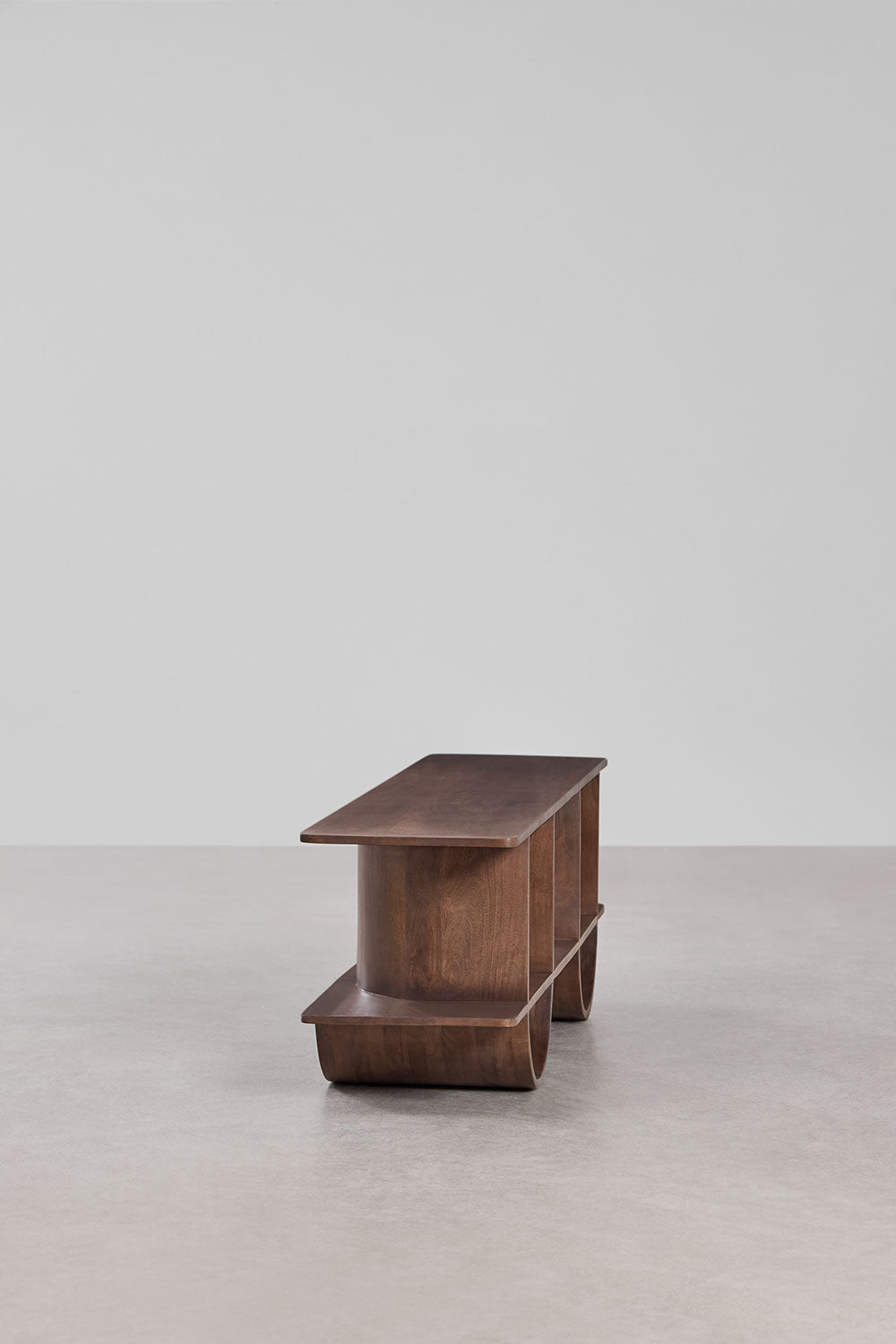 Lentyna FLIN, tamsaus medžio, 150x45 cm