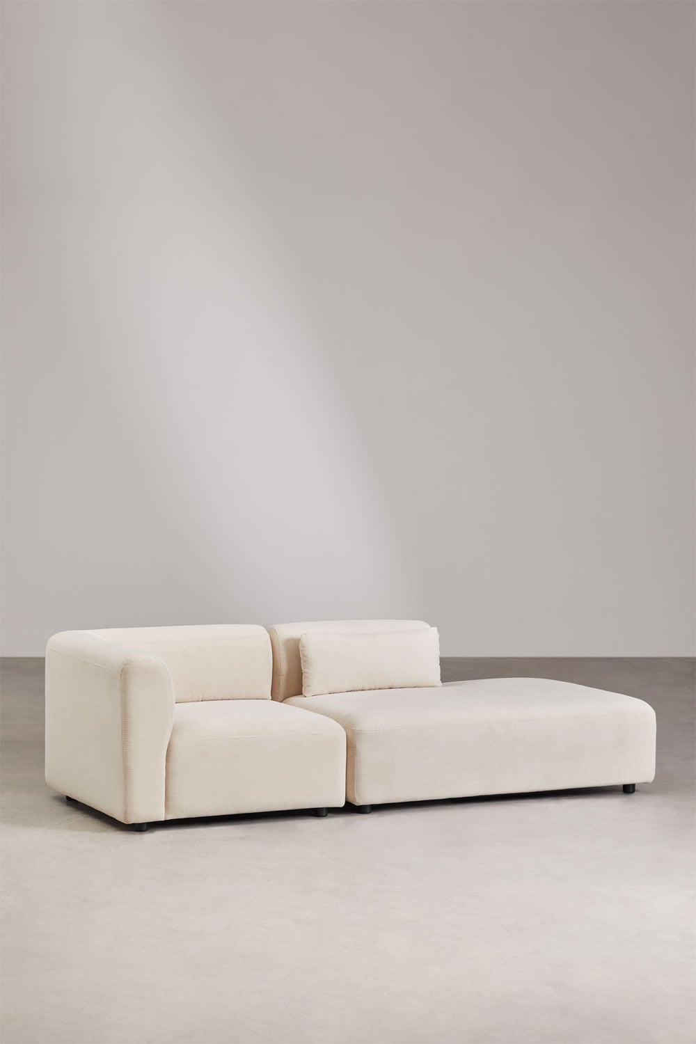 Kampinė sofa FOGLERA smėlio linas spalvos