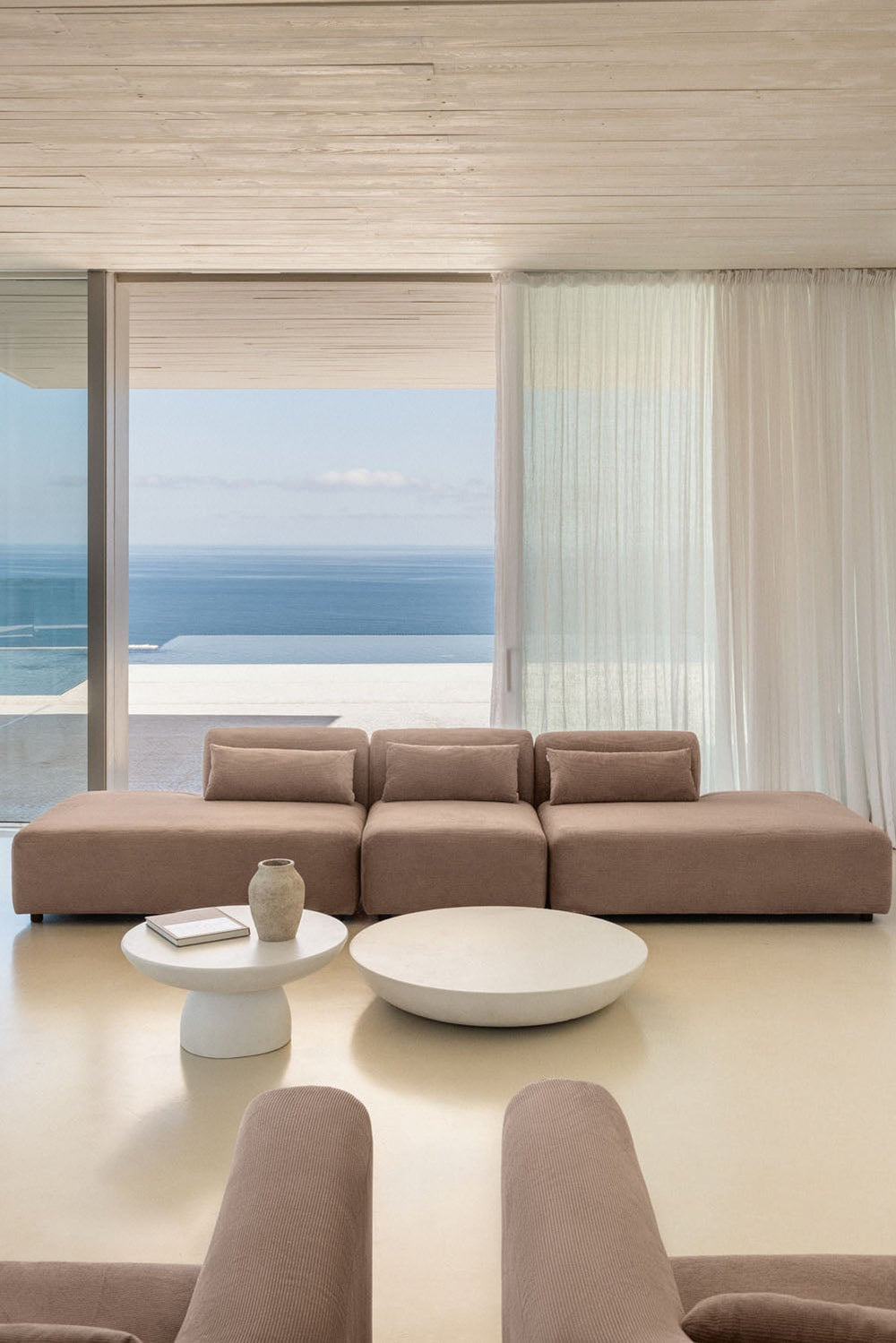 Sofa FOGLERA, šenilo, kupranugario spalva
