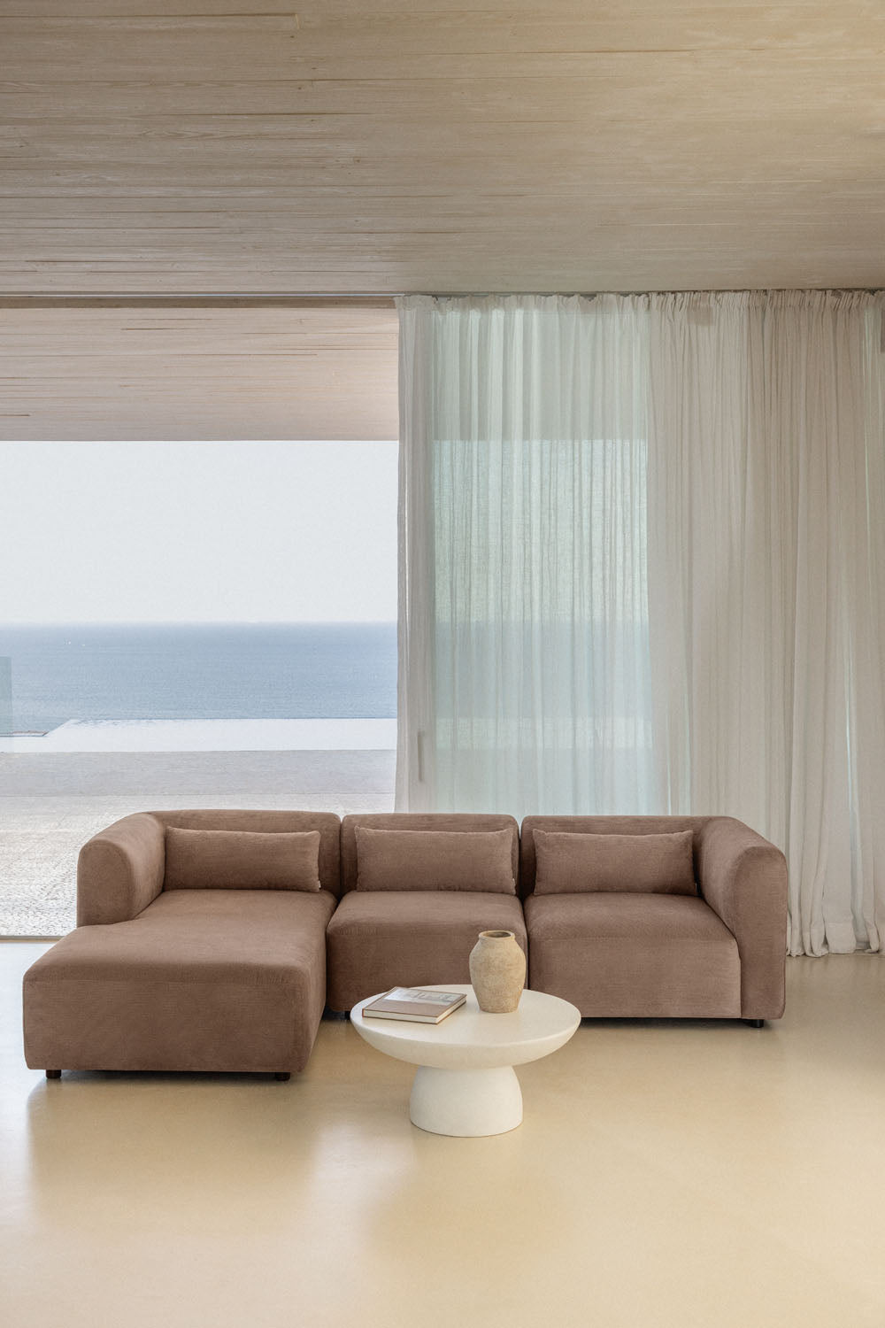 Kampinė sofa FOGLERA, kupranugario spalvos velvetas, 272 cm, kairė