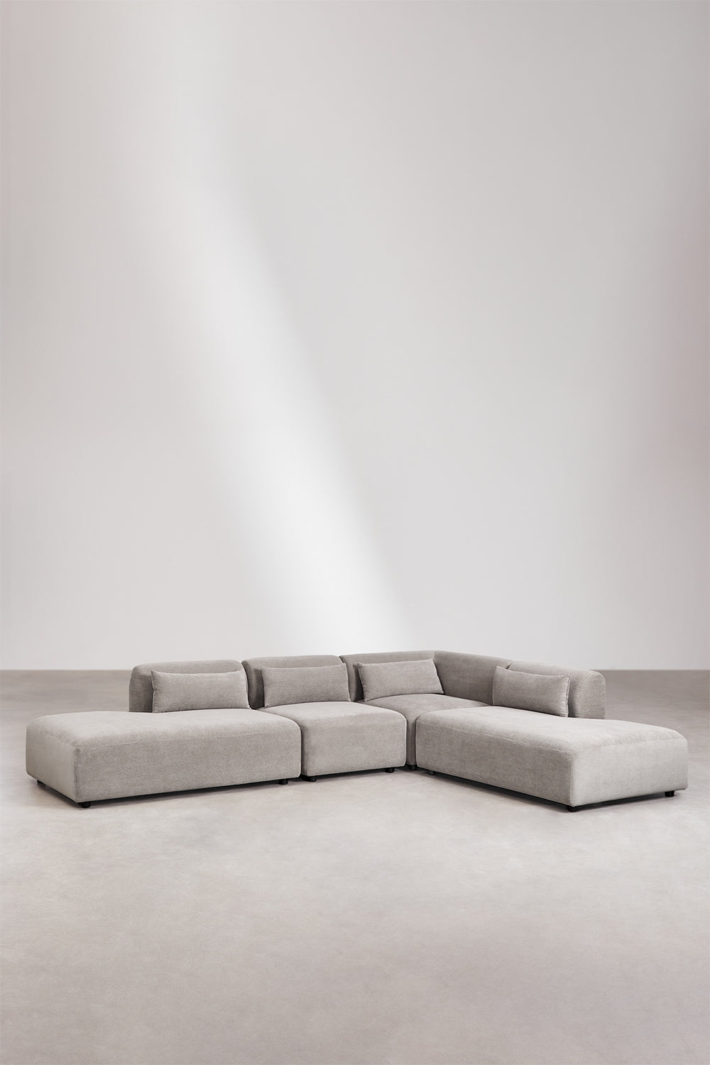 Kampinė sofa FOGLERA iš priekio