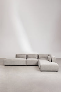 Kampinės sofos FOGLERA elegantiškos linijos iš šono