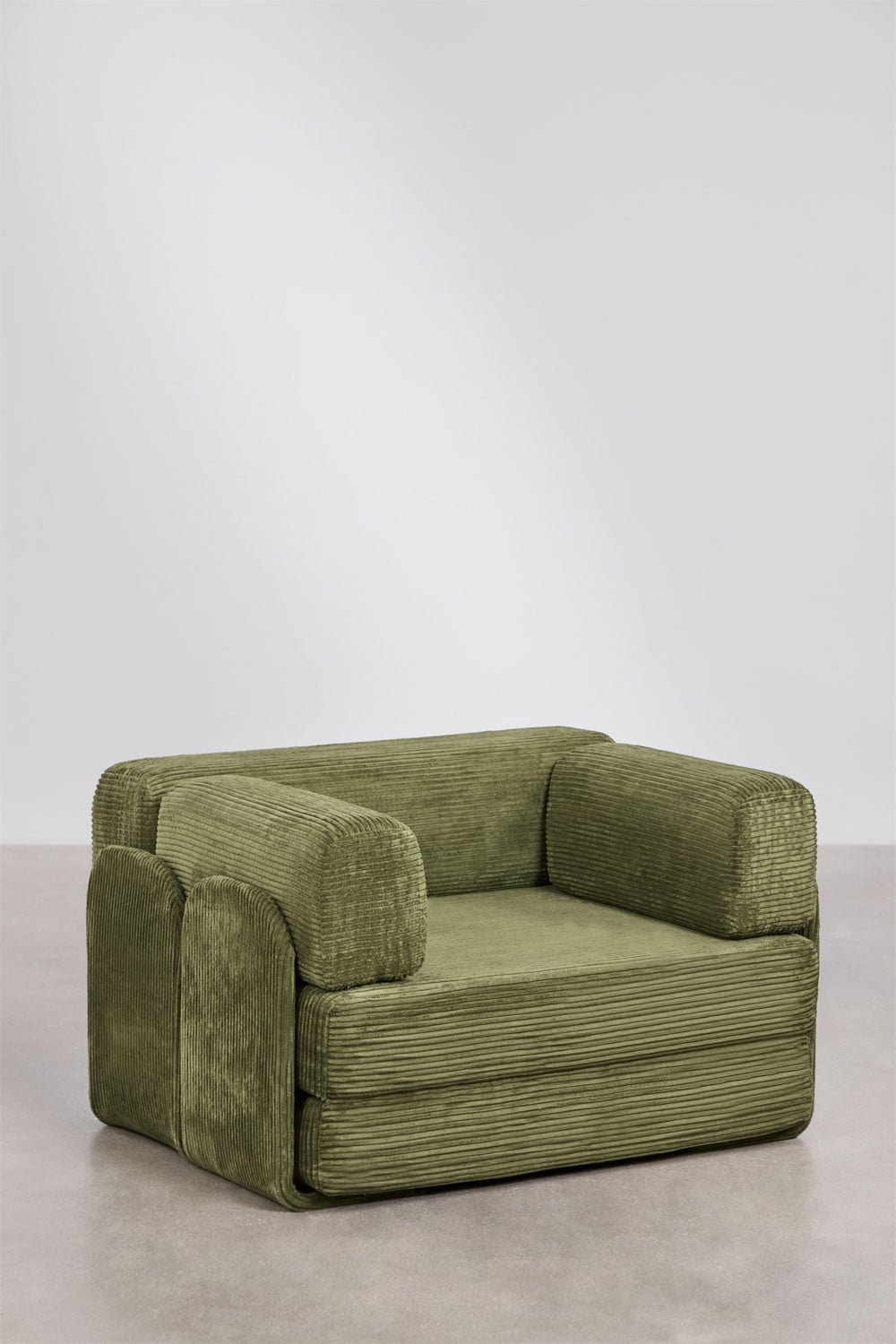 Modulinė kampinė sofa MERIDENA šviesaus interjero fone