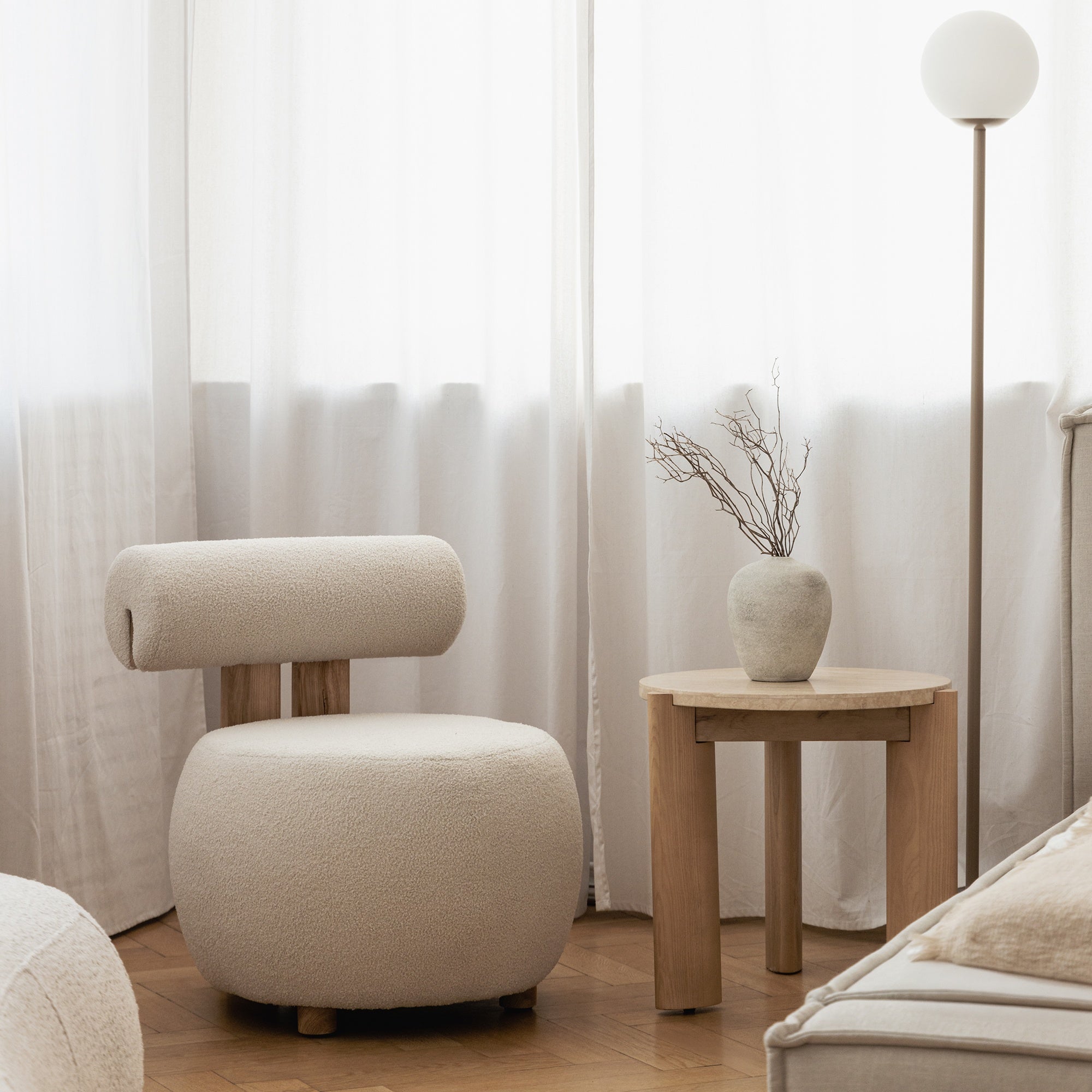 Fotelis HANA, smėlinis, boucle